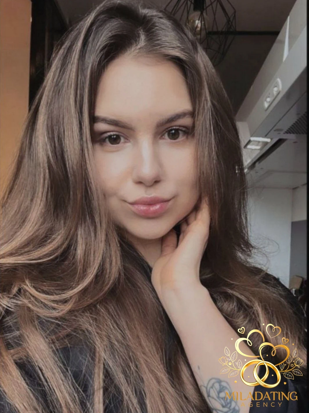 Daria, 24 - profile photo | Alleinstehende ukrainische Frau from Lyon, Frankreich