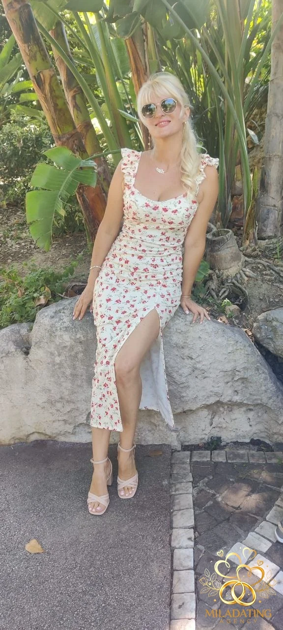 Mila - Photo 16 of 18 Mila - photo 16 | Damenprofile